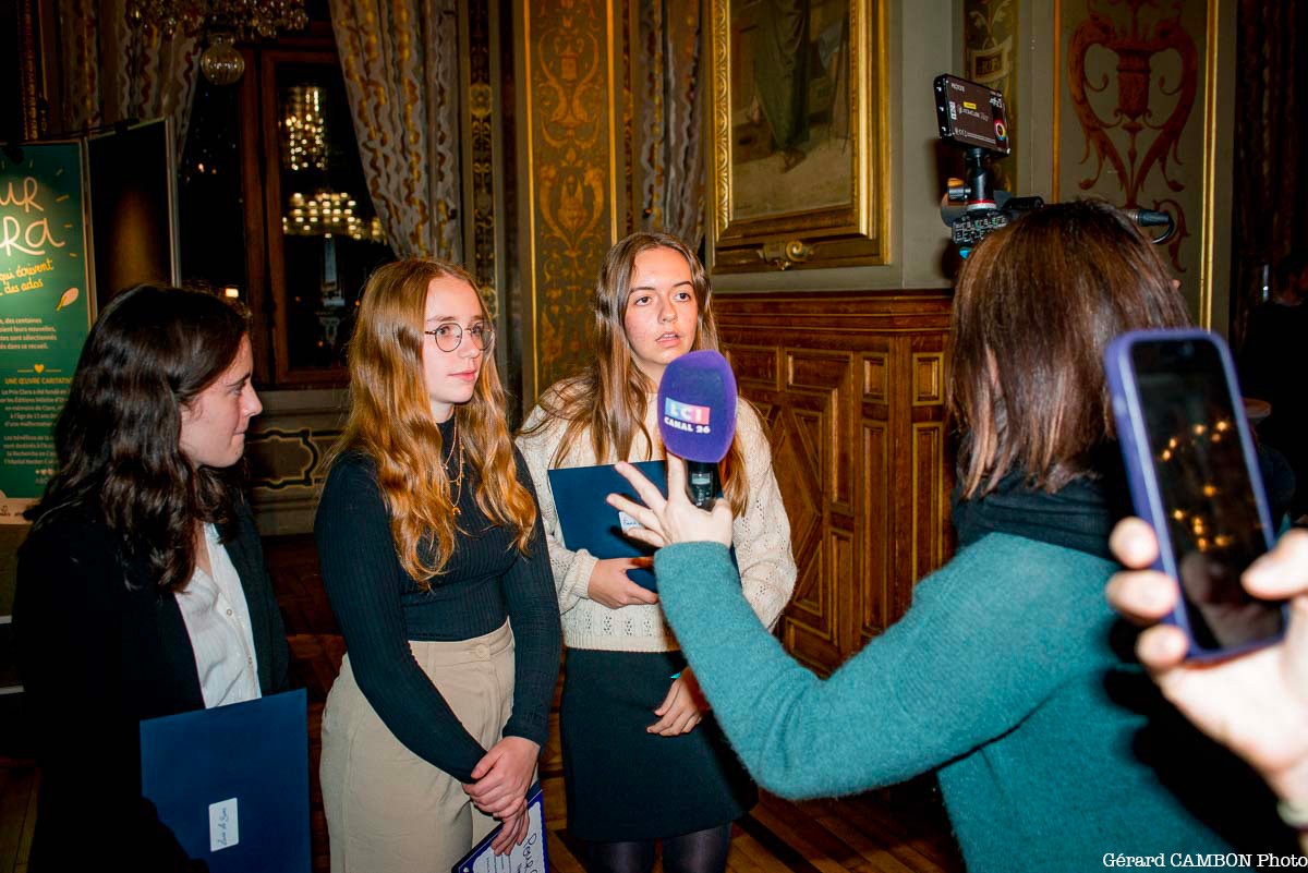 Galerie photos : Cocktail Hôtel de Ville Paris - Prix Clara 2023 ...